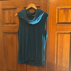 Cable & Gauge Teal Sleeveless Blouse